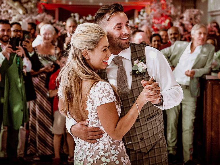 Christmas Wedding Entertainment Ideas